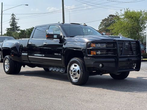 Used 2018 Chevrolet Silverado 3500 LTZ w/ Duramax Plus Package AWD/4WD image 3