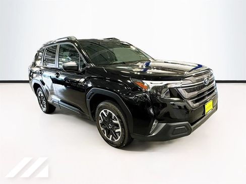 Used 2026 Subaru Forester Premium AWD/4WD image 3
