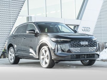 New 2025 Audi Q5 Premium Plus