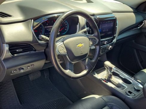 Certified 2021 Chevrolet Traverse LT FWD image 22
