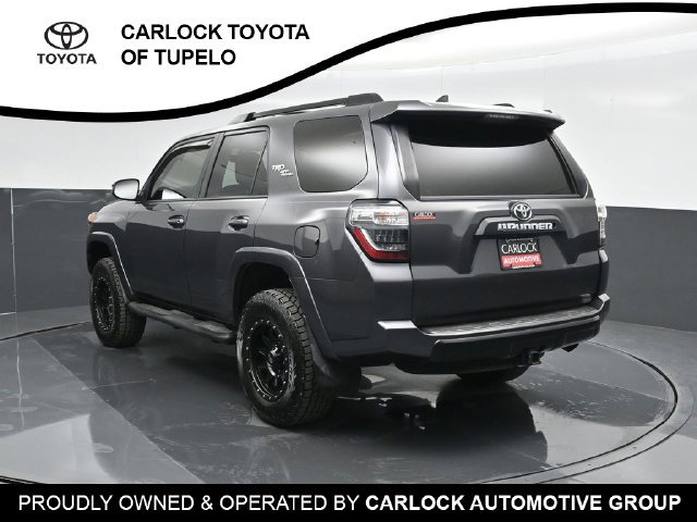 Used 2019 Toyota 4Runner TRD Off-Road AWD/4WD image 11