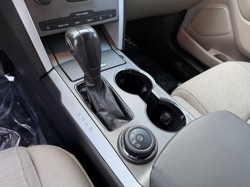 Used 2014 Ford Explorer 4WD image 20