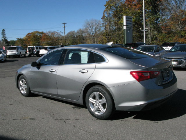 Used 2024 Chevrolet Malibu LT FWD image 7