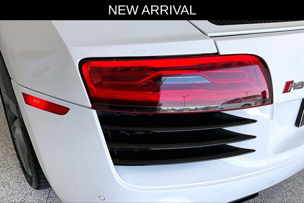 Used 2015 Audi R8 V8 AWD/4WD image 38
