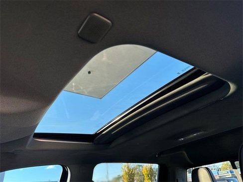 Used 2024 GMC Sierra 2500 Denali w/ Denali Reserve Package image 22