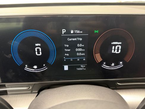 Used 2024 Hyundai Kona SEL AWD/4WD image 16