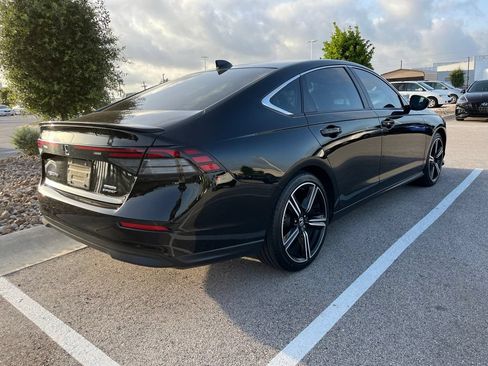 Used 2023 Honda Accord Sport image 3