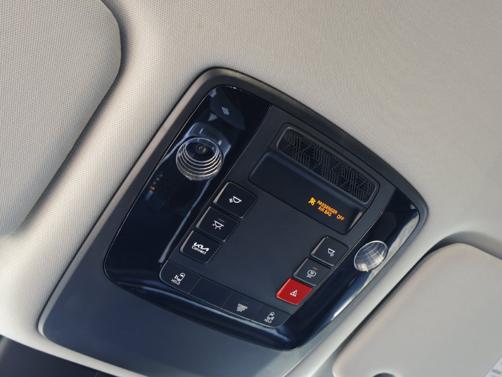 Certified 2026 Kia Carnival FWD image 45