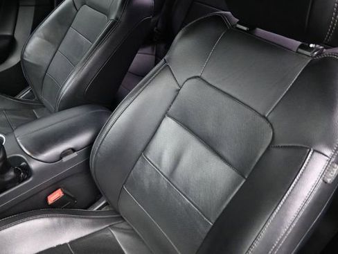 Used 2018 Ford Mustang GT Premium w/ Black Accent Package RWD image 18