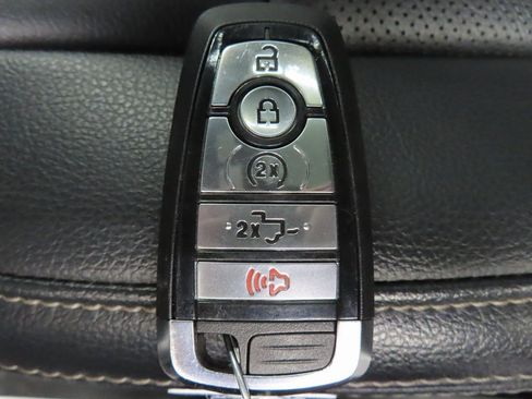 Used 2022 Ford F250 Lariat w/ Lariat Ultimate Package image 64