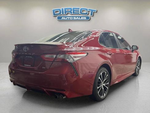 Used 2020 Toyota Camry SE image 6