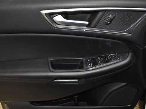 Used 2024 Ford Edge SEL image 27