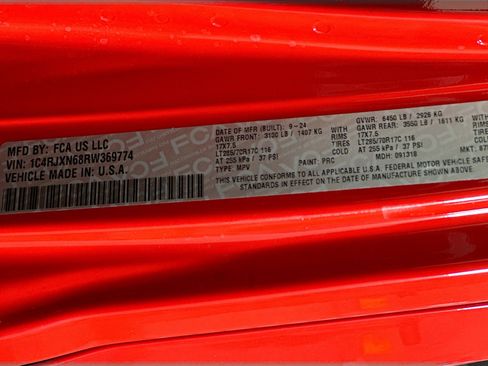 Used 2024 Jeep Wrangler Willys image 12