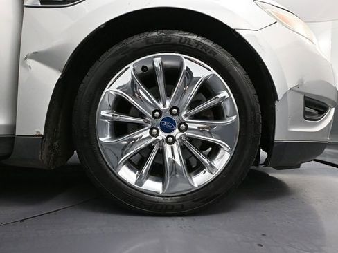 Used 2010 Ford Taurus Limited image 14