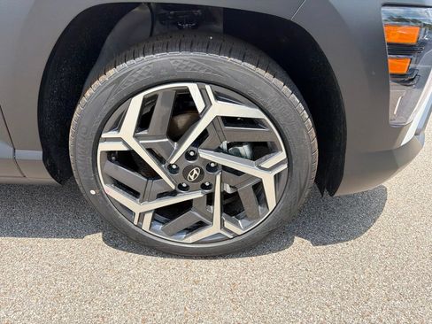 New 2026 Hyundai Kona SEL Premium FWD image 8