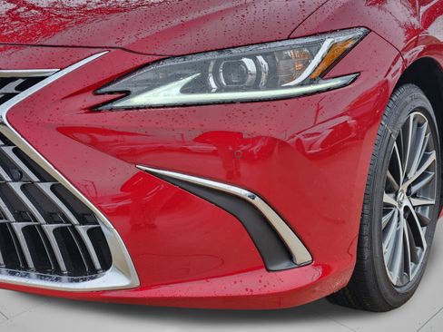 New 2025 Lexus ES 350 w/ Premium Package image 5
