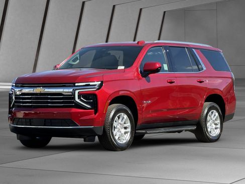Used 2026 Chevrolet Tahoe LT RWD image 8