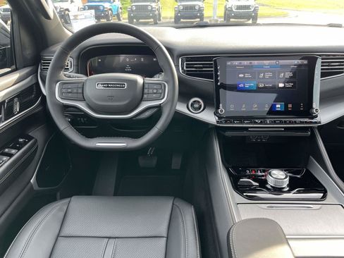 New 2026 Jeep Grand Wagoneer Limited w/ Premium Group II AWD/4WD image 6