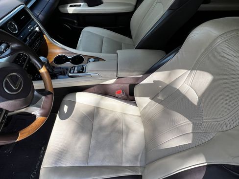 Used 2019 Lexus RX 350 FWD w/ Navigation Package image 16