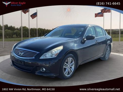 Used 2013 INFINITI G37 G37x Sedan 4D w/ Premium Pkg image 1