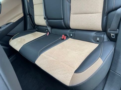 Certified 2025 Chevrolet Equinox ACTIV AWD/4WD image 7