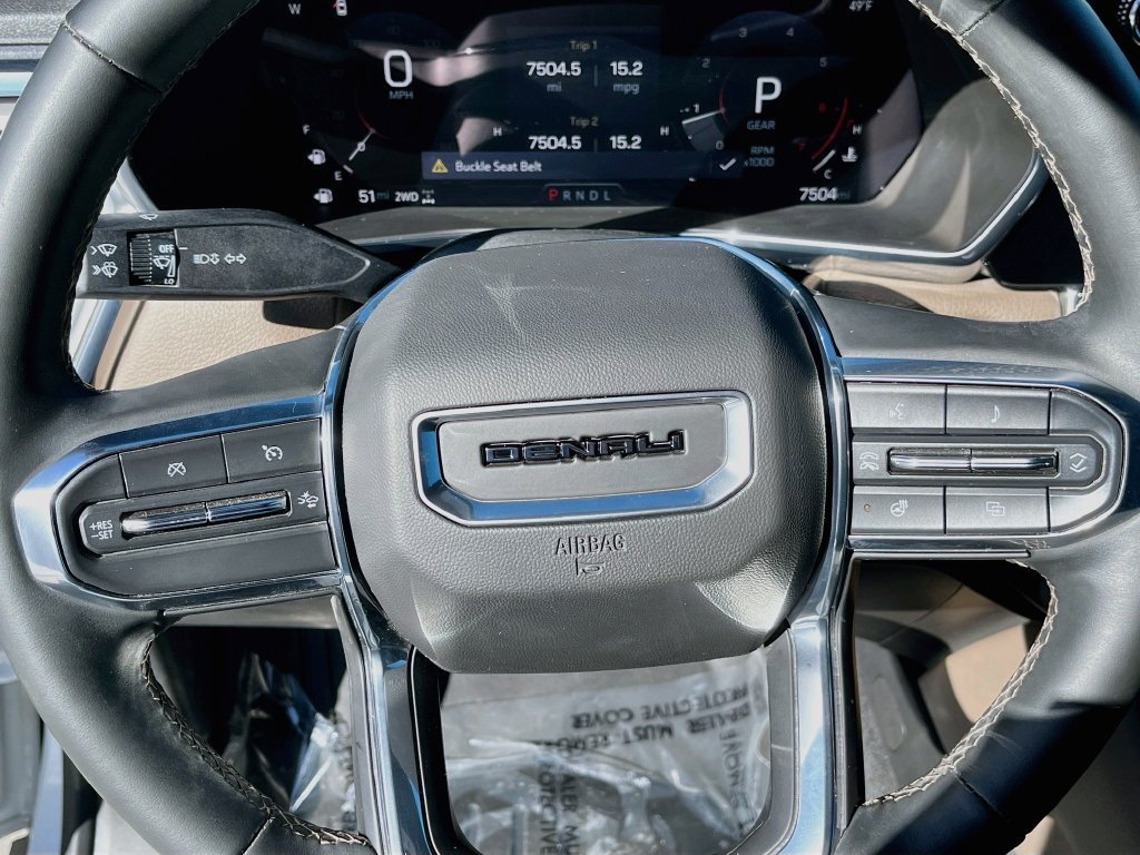 Used 2024 GMC Canyon Denali AWD/4WD image 11