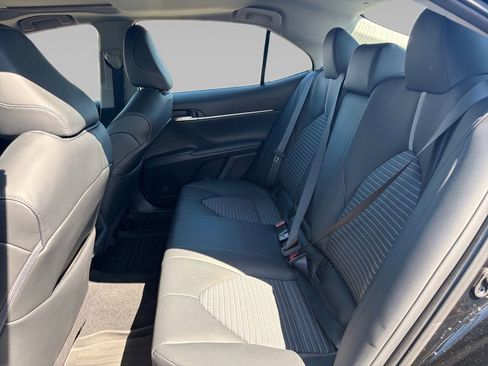 Used 2023 Toyota Camry SE w/ Cold Weather Package image 14