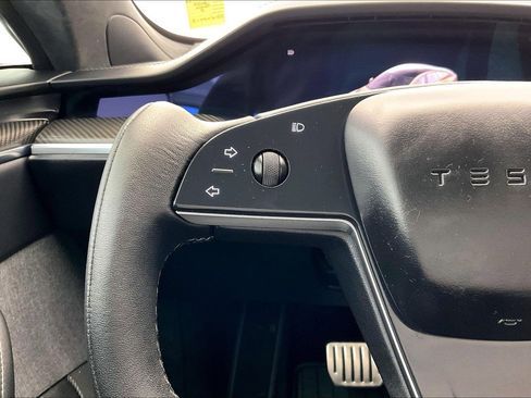 Used 2022 Tesla Model S Plaid image 20