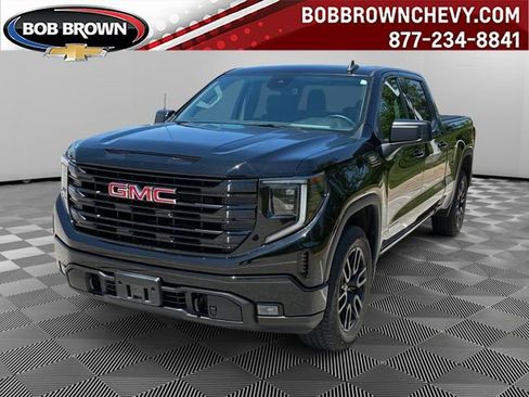 Used 2023 GMC Sierra 1500 Elevation AWD/4WD image 1