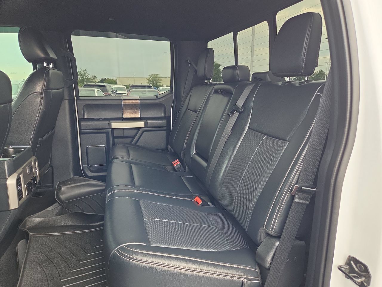Used 2022 Ford F250 Lariat w/ Tremor Off-Road Package AWD/4WD image 12