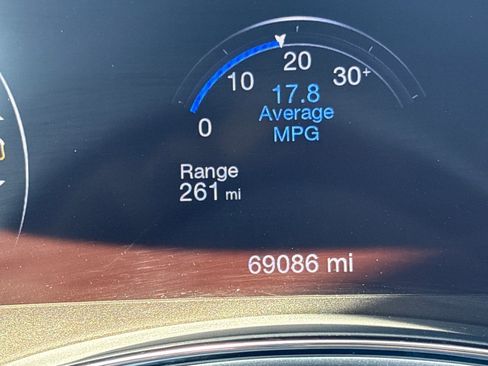 Used 2020 Jeep Grand Cherokee Altitude AWD/4WD image 16