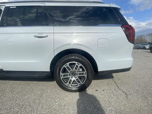 Certified 2025 Ford Expedition Max Active AWD/4WD image 27
