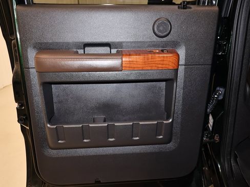 Used 2016 Ford F250 King Ranch w/ King Ranch w/Chrome Package image 16