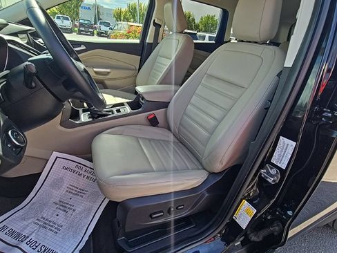 Used 2019 Ford Escape SEL AWD/4WD image 19
