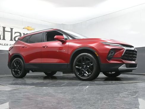 Used 2023 Chevrolet Blazer LT w/ Convenience Package FWD image 2