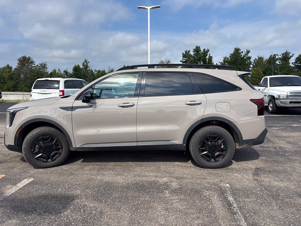 Certified 2025 Kia Sorento SX Prestige w/ Olive Brown Leather Package AWD/4WD image 11