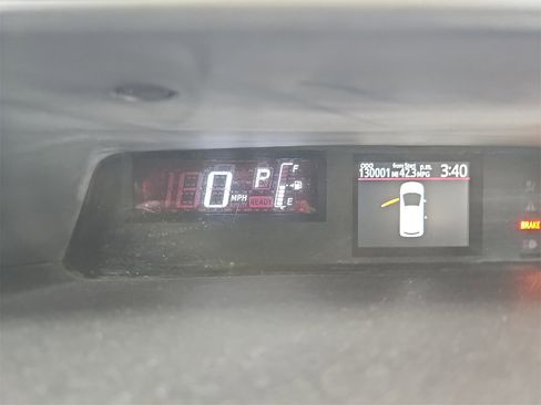 Used 2016 Toyota Prius C Four image 4