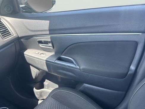 Used 2016 Mitsubishi Outlander Sport ES FWD image 17