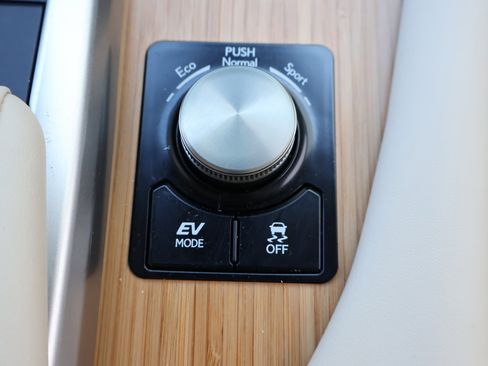 Used 2021 Lexus RX 450hL AWD w/ Premium Package image 33