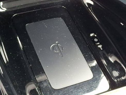 Used 2018 Toyota Prius Prime Premium image 26