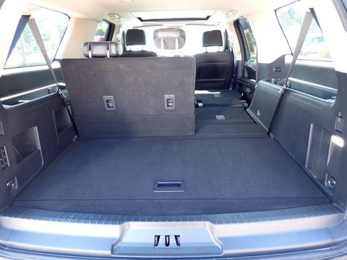 Used 2023 Ford Expedition Max XLT AWD/4WD image 9