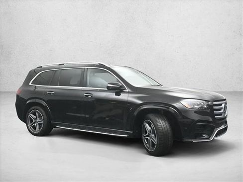 Used 2026 Mercedes-Benz GLS 450 4MATIC image 6