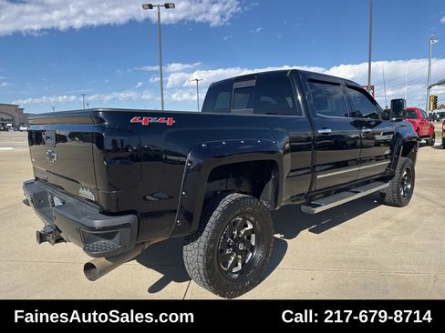 Used 2017 Chevrolet Silverado 2500 High Country w/ Duramax Plus Package image 21