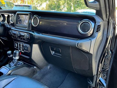 Used 2021 Jeep Wrangler Unlimited Sahara image 22