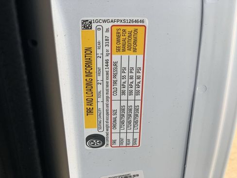 New 2025 Chevrolet Express 2500 w/ Driver Convenience Package RWD image 30