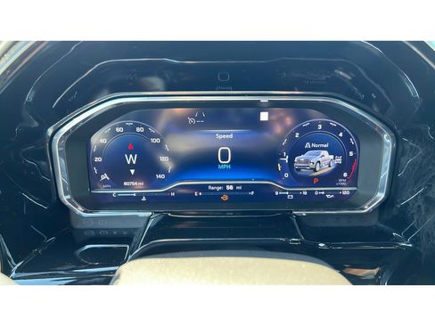 Certified 2023 Chevrolet Silverado 1500 High Country AWD/4WD image 15