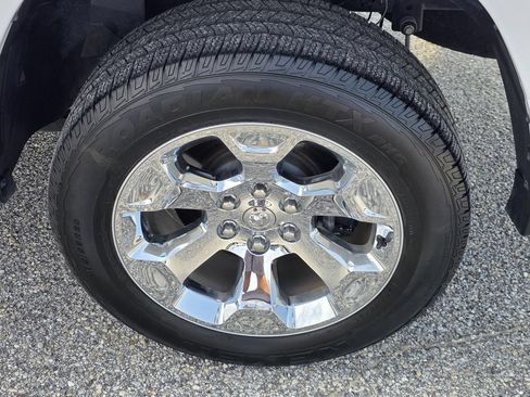 Used 2023 RAM 1500 Big Horn RWD image 32