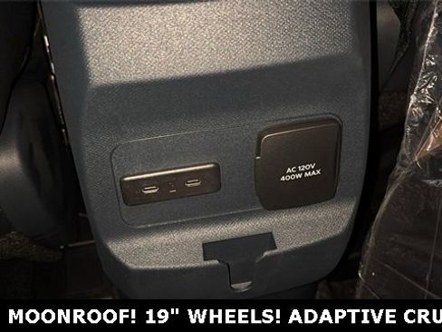 New 2026 Ford Maverick Lobo image 26