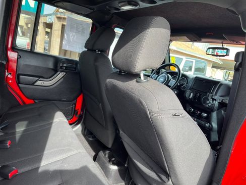 Used 2015 Jeep Wrangler Unlimited Sport w/ Quick Order Package 24S image 29