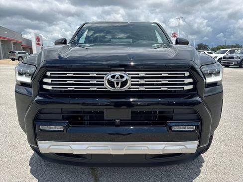 Used 2026 Toyota 4Runner Limited AWD/4WD image 9